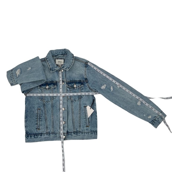 NWT Forever 21 Women's Casual Distressed Button Up Jean Jacket Size Small - Picture 4 of 11